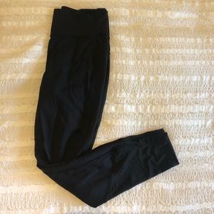 Lululemon fit physique tight